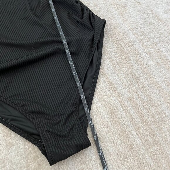 NWT Summer Mae Maternity Ribbed One Piece Cutout Black Swimsuit M - Picture 6 of 11